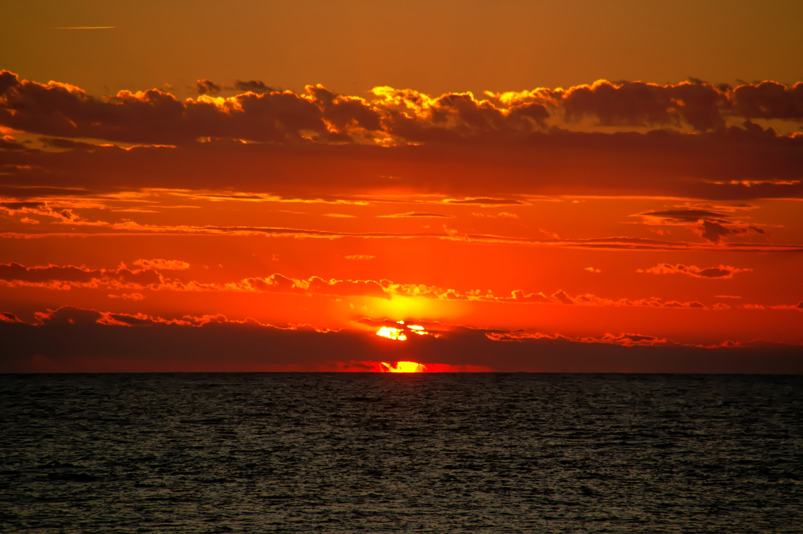 Fonds d'cran Nature Couchers et levers de Soleil L-ILE DE BEAUTE