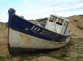 Fonds d'cran Bateaux Echou sur la plage du Douet (Ile d'Olron)