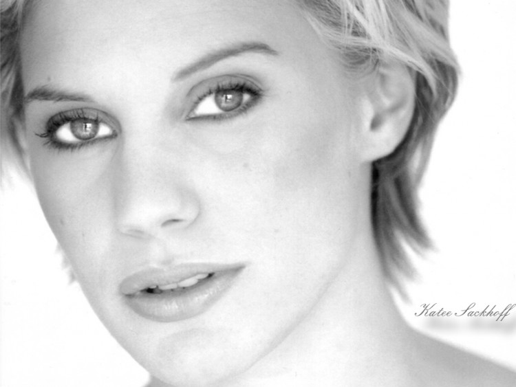 Fonds d'cran Clbrits Femme Katee Sackhoff Katee Sackhoff