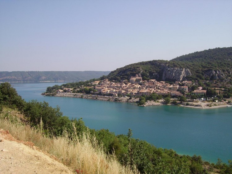 Wallpapers Trips : Europ France > Provence-Alpes-Cte d'Azur Village de Bauduen (Var)