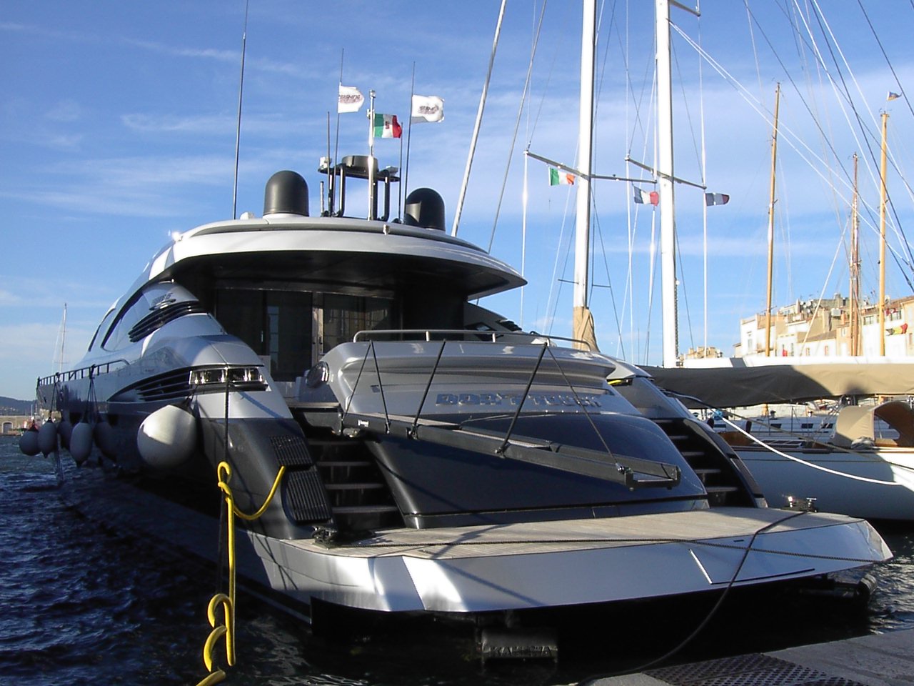 Fonds d'cran Bateaux Yachts Beau bateau !!!