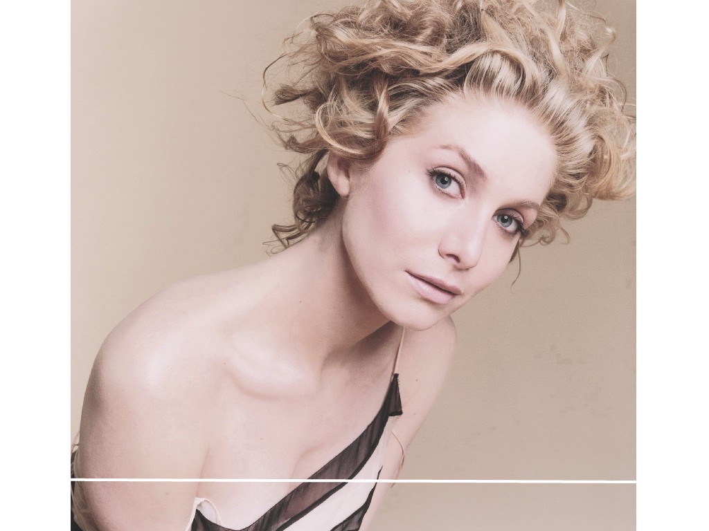 Fonds d'cran Clbrits Femme Elizabeth Mitchell 