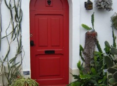 Wallpapers Constructions and architecture Red door