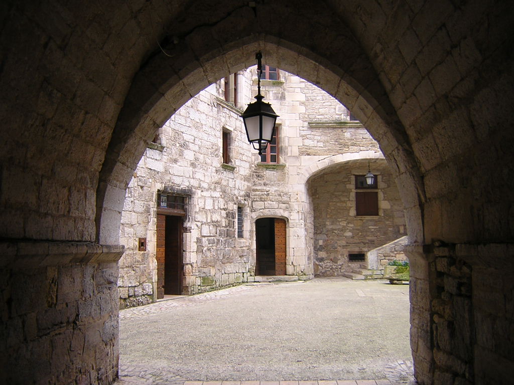 Fonds d'cran Constructions et architecture Portes - Fentres - Porches Vue sur cour