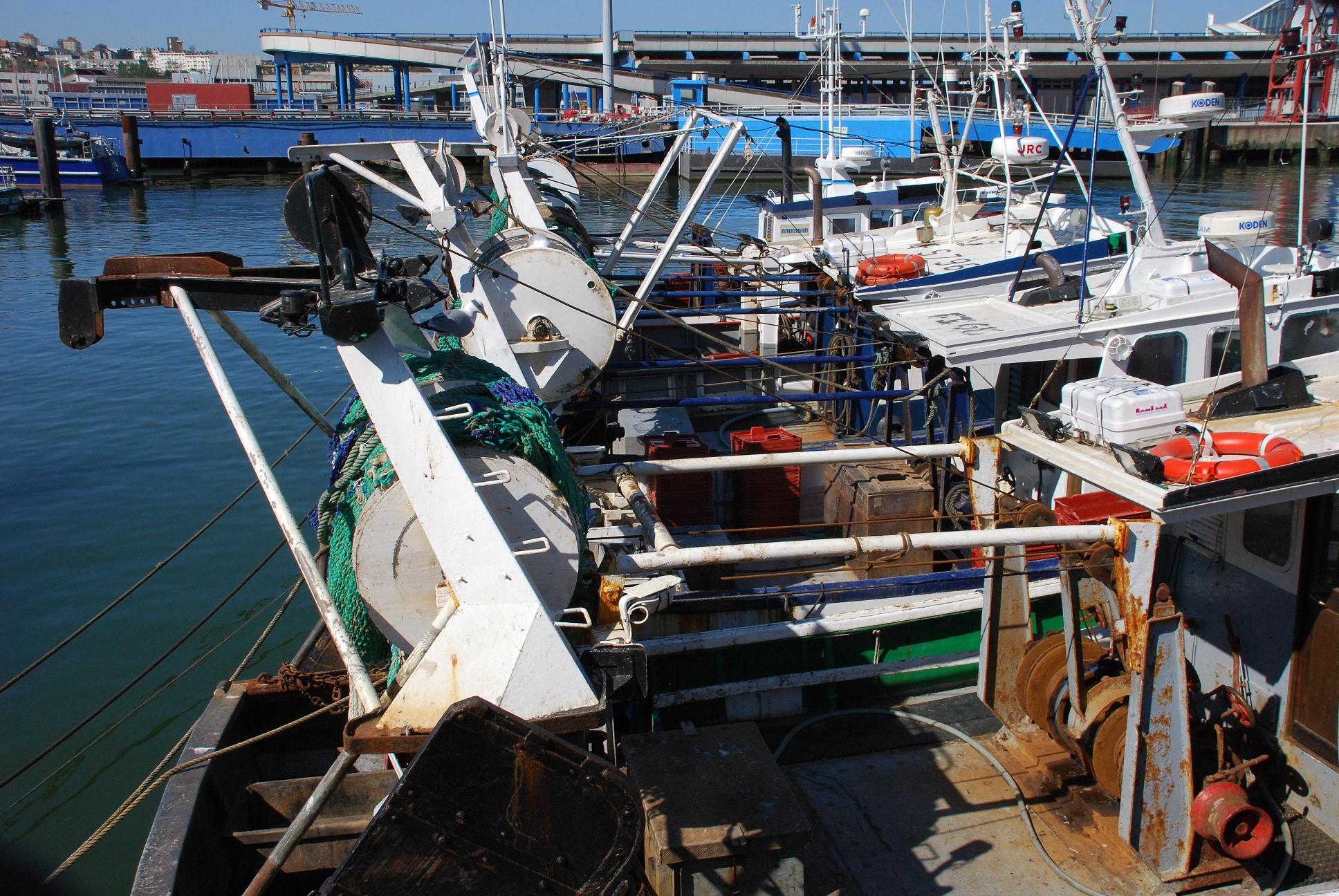 Wallpapers Boats Fishing Boats bateaux au repos