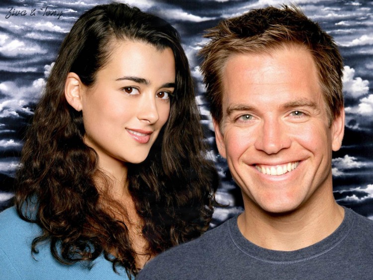 Wallpapers TV Soaps NCIS NCIS : Tony & Ziva