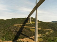 Fonds d'cran Constructions et architecture Le viaduc de Millau