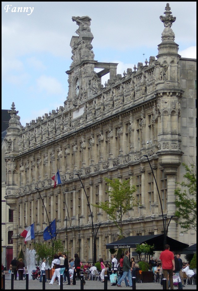 Fonds d'cran Constructions et architecture Edifices Faade de la mairie de Valenciennes