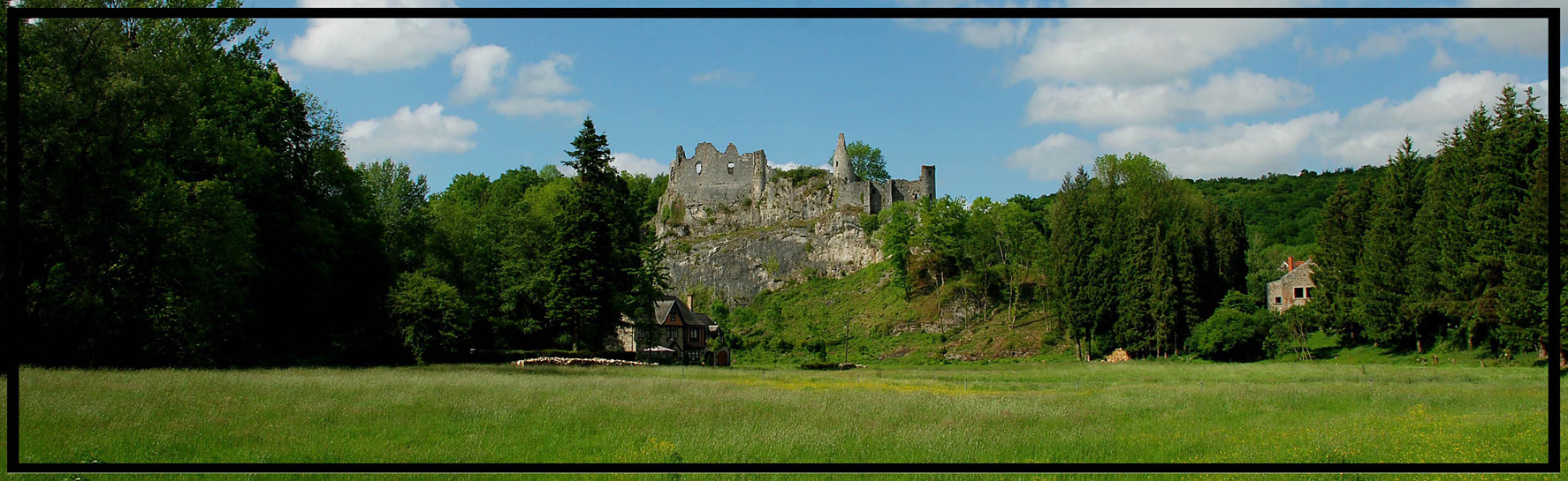 Fonds d'cran Constructions et architecture Ruines - Vestiges ruines du chateaux