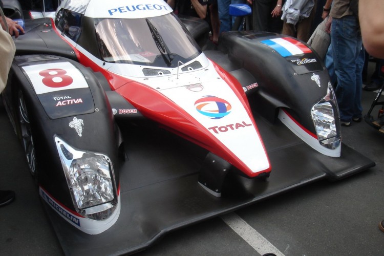 Fonds d'cran Voitures Voitures de course Peugeot 908