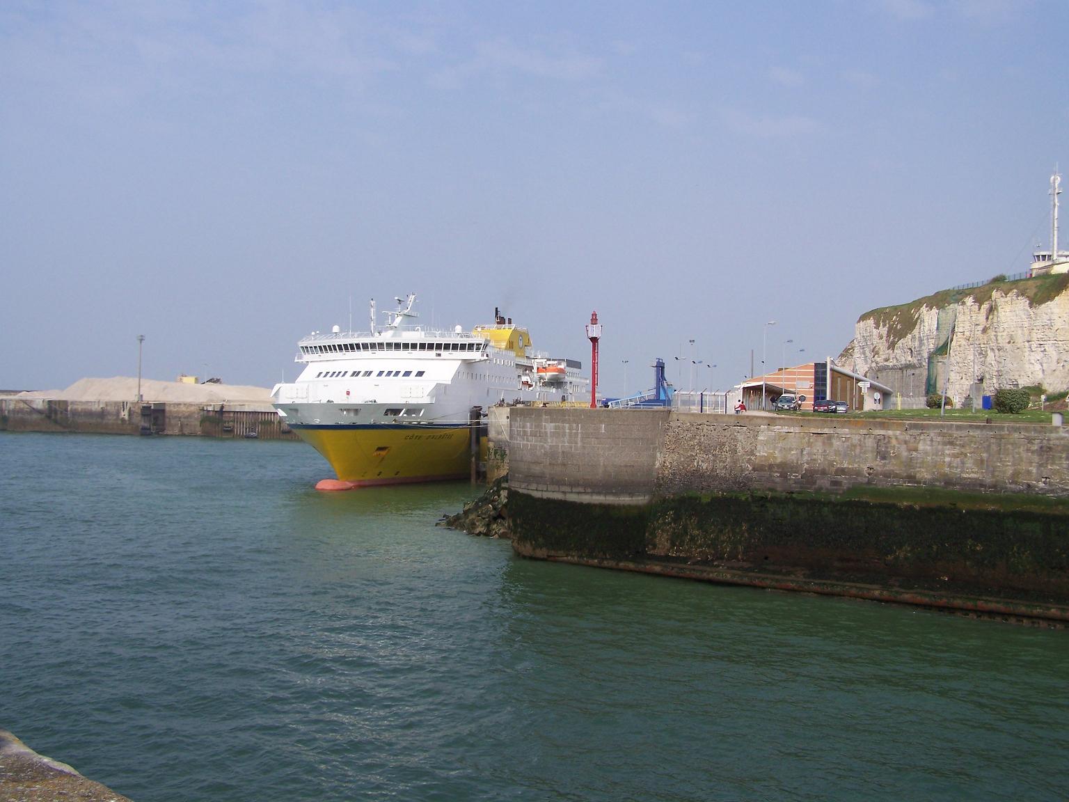 Fonds d'cran Bateaux Paquebots Ferry