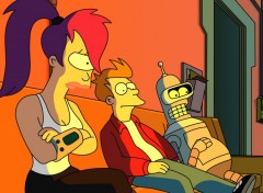 Fonds d'cran Dessins Anims Leela, Fry et Bender sur le sofa