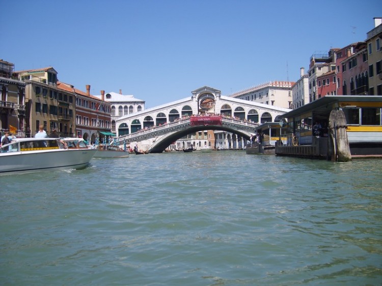 Fonds d'cran Voyages : Europe Italie Venise - Pont du Rialto (Bob45)