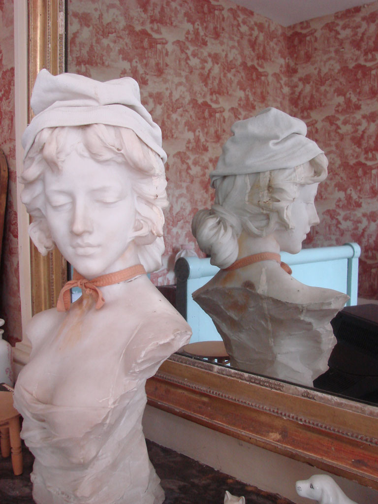 Fonds d'cran Objets Statuettes - Sculptures 