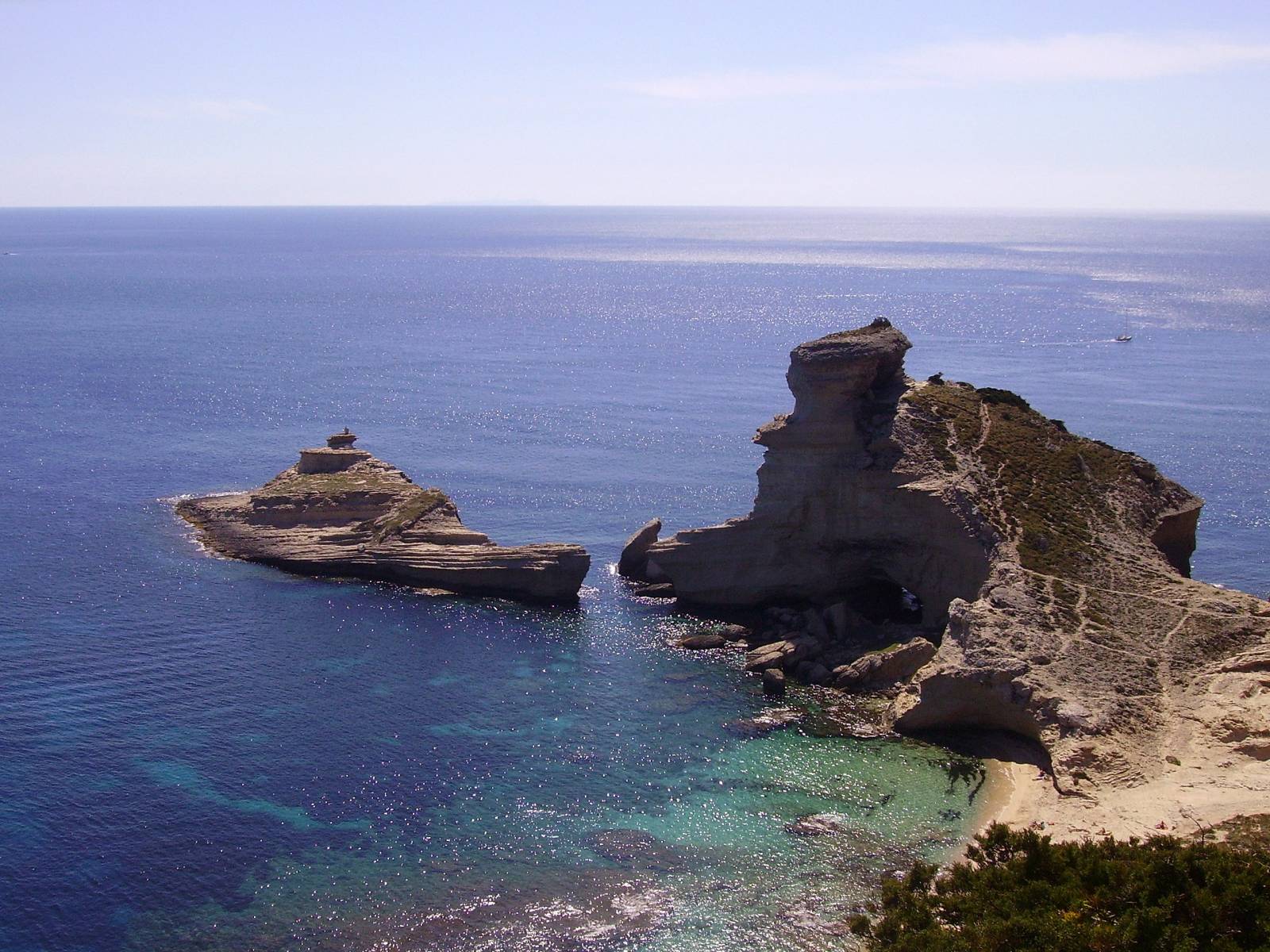 Wallpapers Trips : Europ France > Corsica Plage de Pertusato vue d'en haut