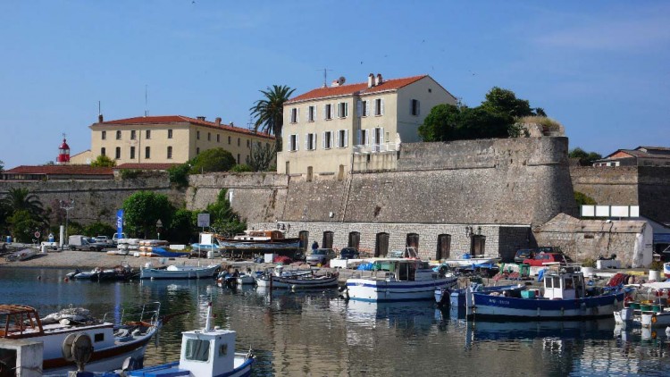 Wallpapers Constructions and architecture Harbours - Docks corse