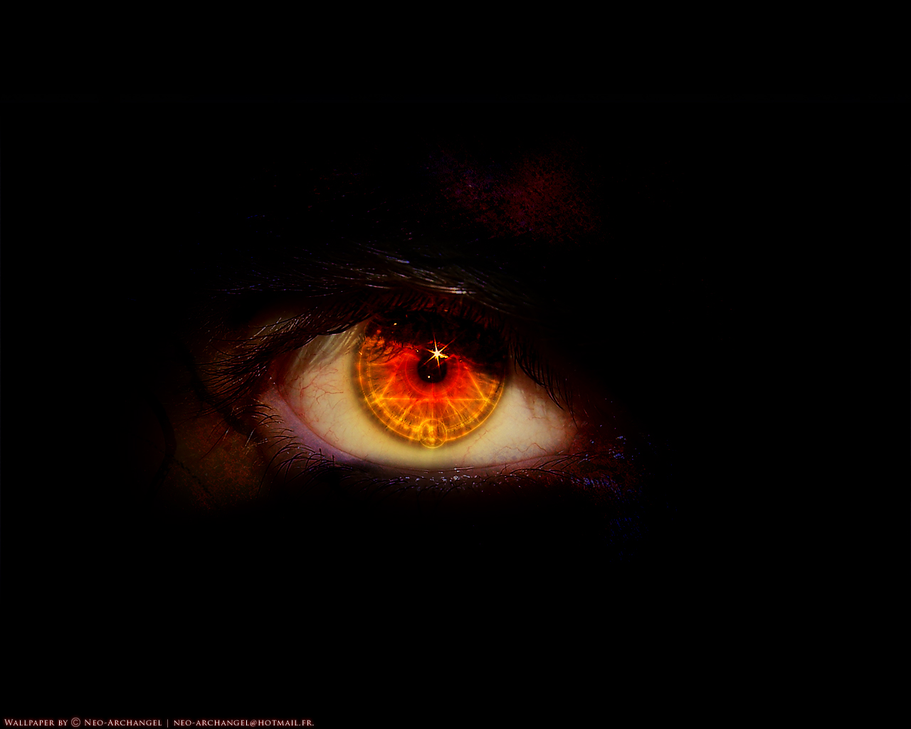 Wallpapers Digital Art Style Dark Look my Eye ! (variante)