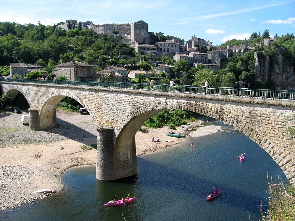 Wallpapers Trips : Europ France > Ardeche Balazuc