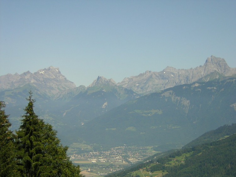 Fonds d'cran Nature Montagnes Montagne de Chatel