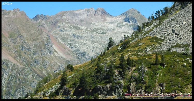 Fonds d'cran Voyages : Europe France > Hautes-Pyrnes Dans le petit train d'Artouste