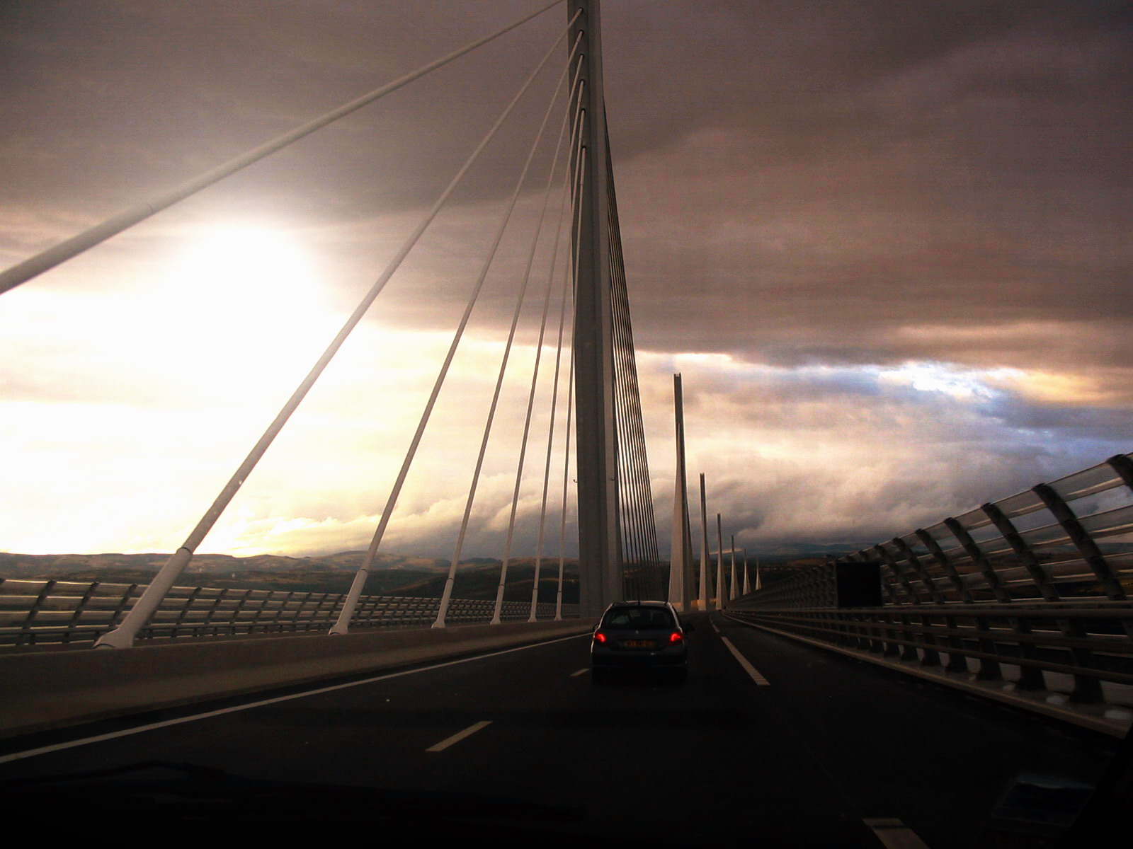 Fonds d'cran Constructions et architecture Ponts - Aqueducs millau