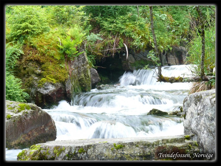 Wallpapers Trips : Europ Norway Aux pieds des Tvindefossen