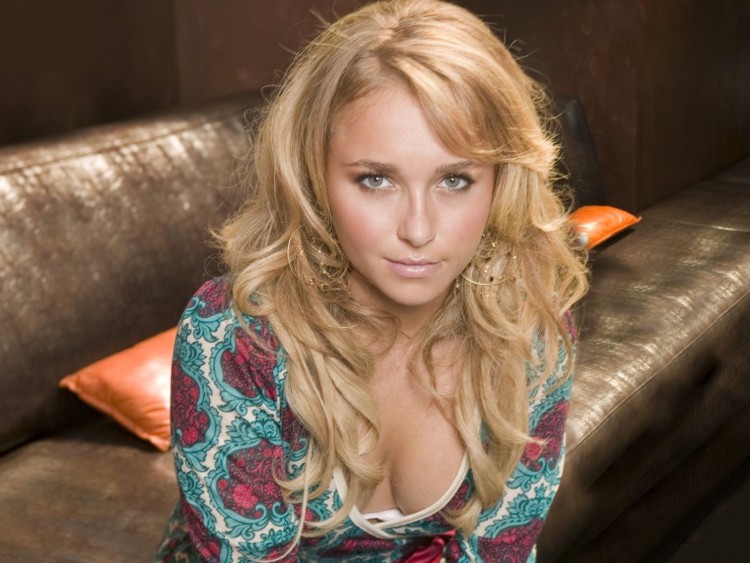 Fonds d'cran Clbrits Femme Hayden Panettiere Wallpaper N179071