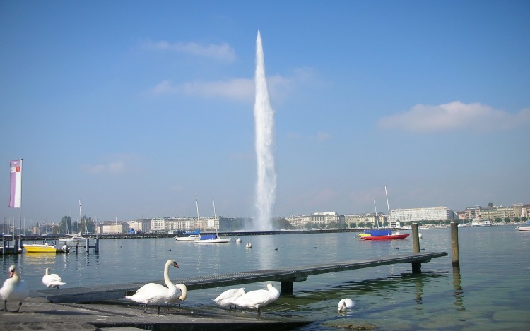 Fonds d'cran Voyages : Europe Suisse Genve et son jet d'eau