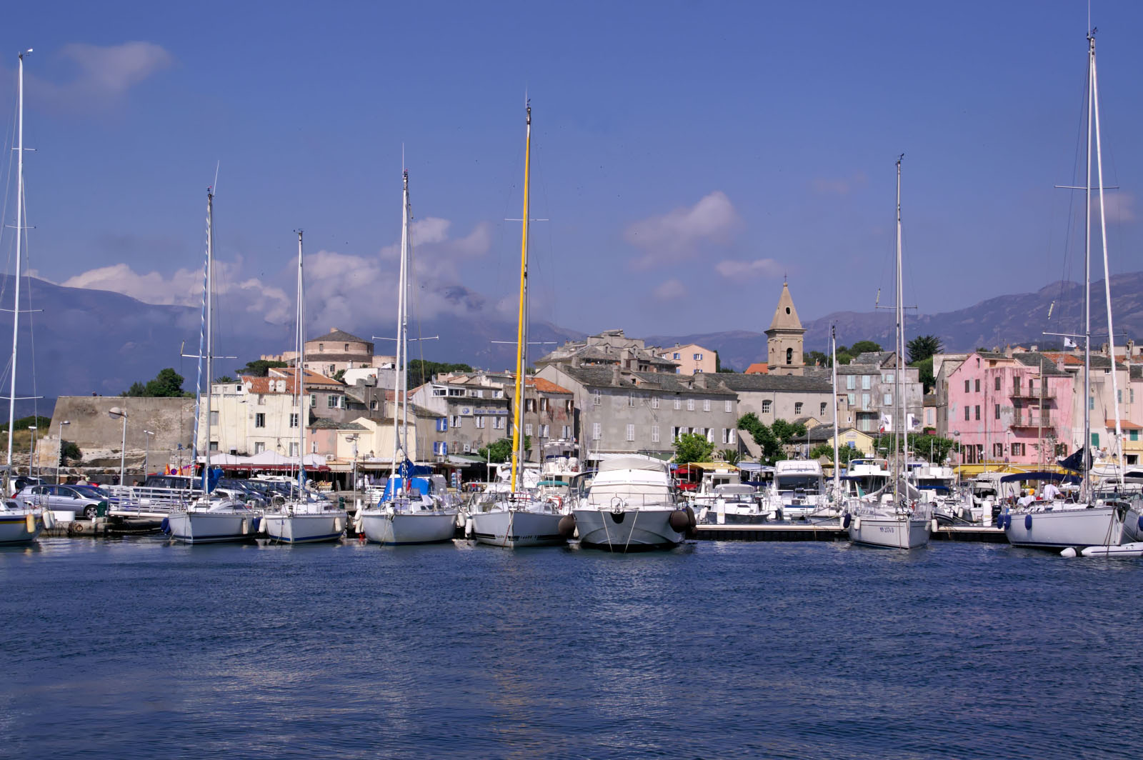 Wallpapers Trips : Europ France > Corsica port de St-Florent.