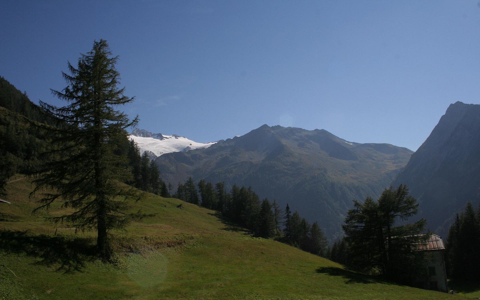 Fonds d'cran Nature Montagnes Vu sur le glacier...