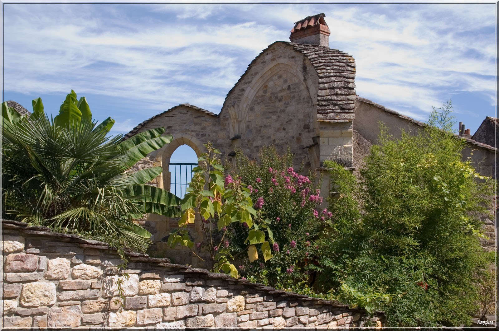 Fonds d'cran Voyages : Europe France > Midi-Pyrnes Cordes sur Ciel