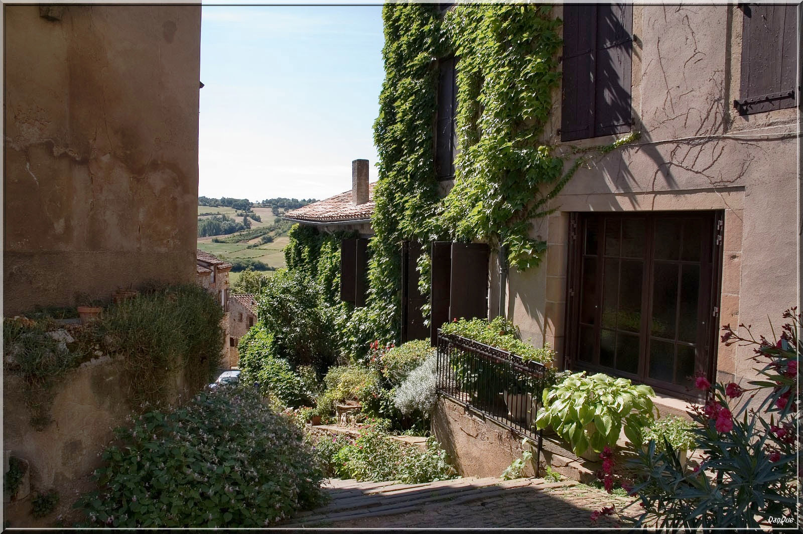 Fonds d'cran Voyages : Europe France > Midi-Pyrnes Cordes sur Ciel