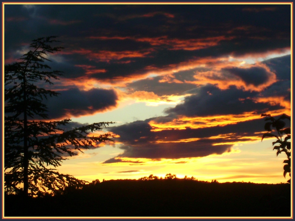 Fonds d'cran Nature Ciel - Nuages Tempte sur le Lubron