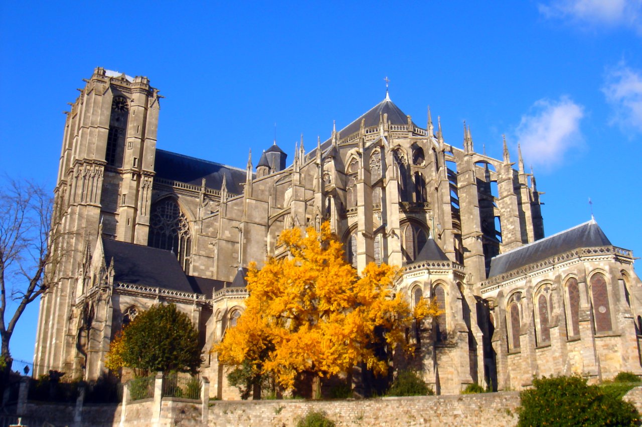 Wallpapers Constructions and architecture Religious Buildings Cathdrale Saint Julien