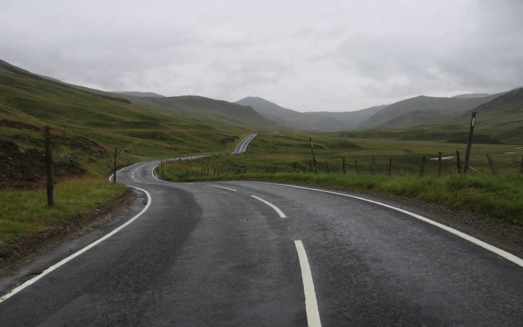 Fonds d'cran Voyages : Europe Ecosse Glen Shee road