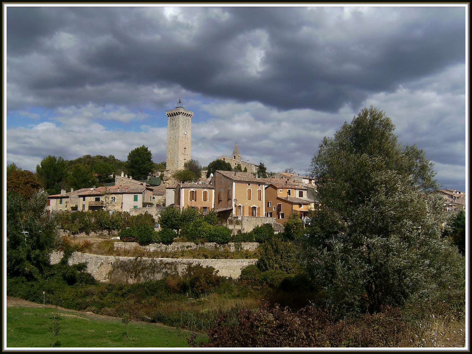 Fonds d'cran Voyages : Europe France > Provence-Alpes-Cte d'Azur Saint Martin de Brmes (04)