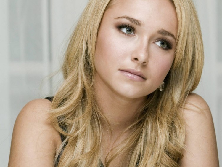 Fonds d'cran Clbrits Femme Hayden Panettiere hayden panettiere