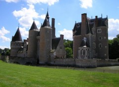 Fonds d'cran Constructions et architecture Le chateau Du Moulin