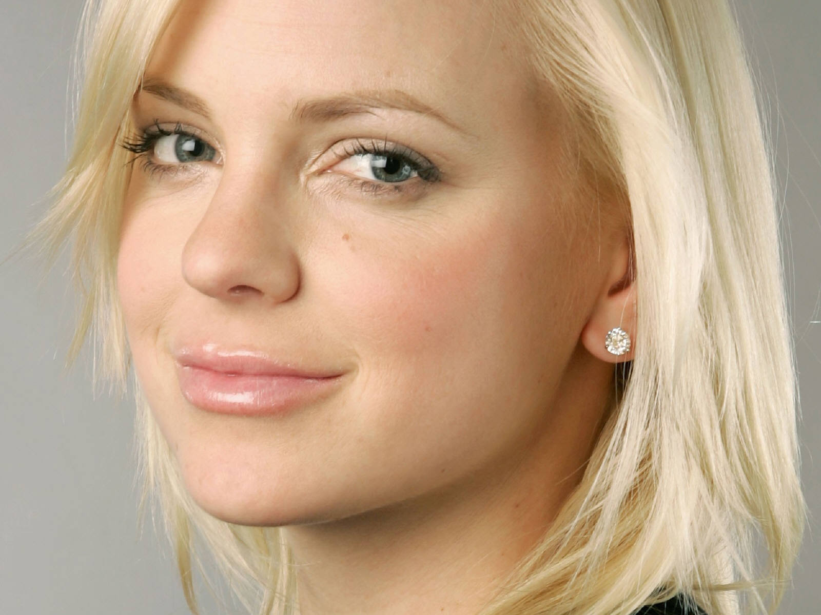 Fonds d'cran Clbrits Femme Anna Faris 