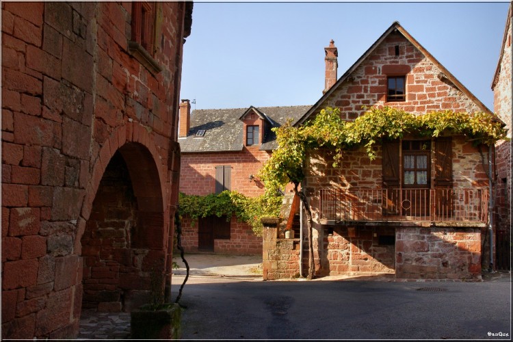 Fonds d'cran Voyages : Europe France > Limousin Collonges la Rouge