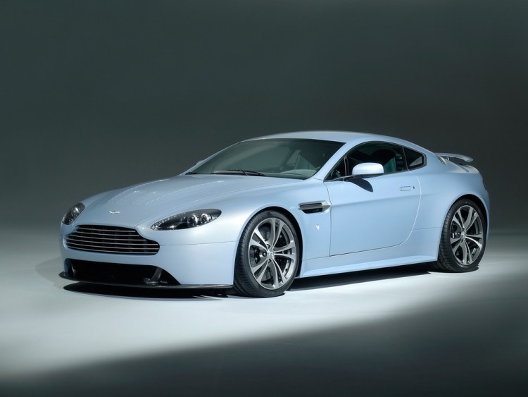 Fonds d'cran Voitures Aston Martin Aston martin