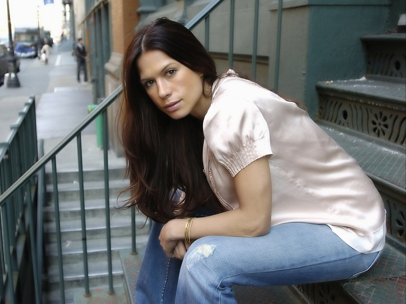 Fonds d'cran Clbrits Femme Rhona Mitra 