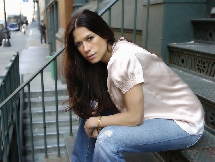 Fonds d'cran Clbrits Femme Rhona Mitra Wallpaper N190372