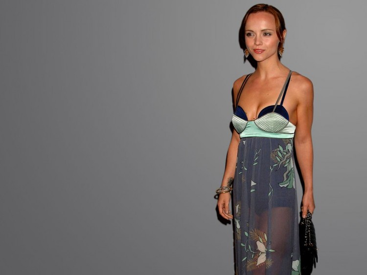 Fonds d'cran Clbrits Femme Christina Ricci Wallpaper N192733