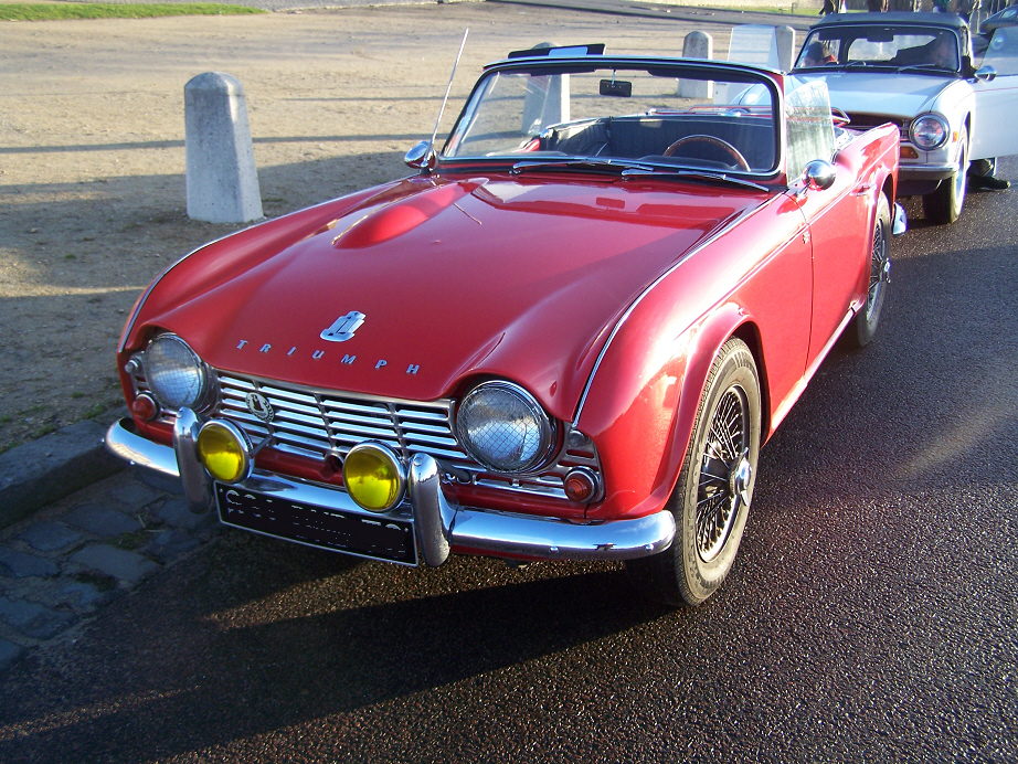 Fonds d'cran Voitures Triumph Triumph TR 250