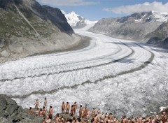 Fonds d'cran Erotic Art Spicer Tunick glacier 1