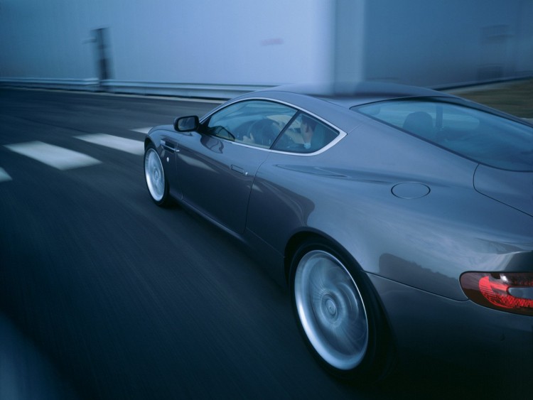 Fonds d'cran Voitures Aston Martin DB9