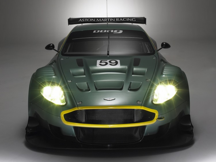 Fonds d'cran Voitures Aston Martin DBR9