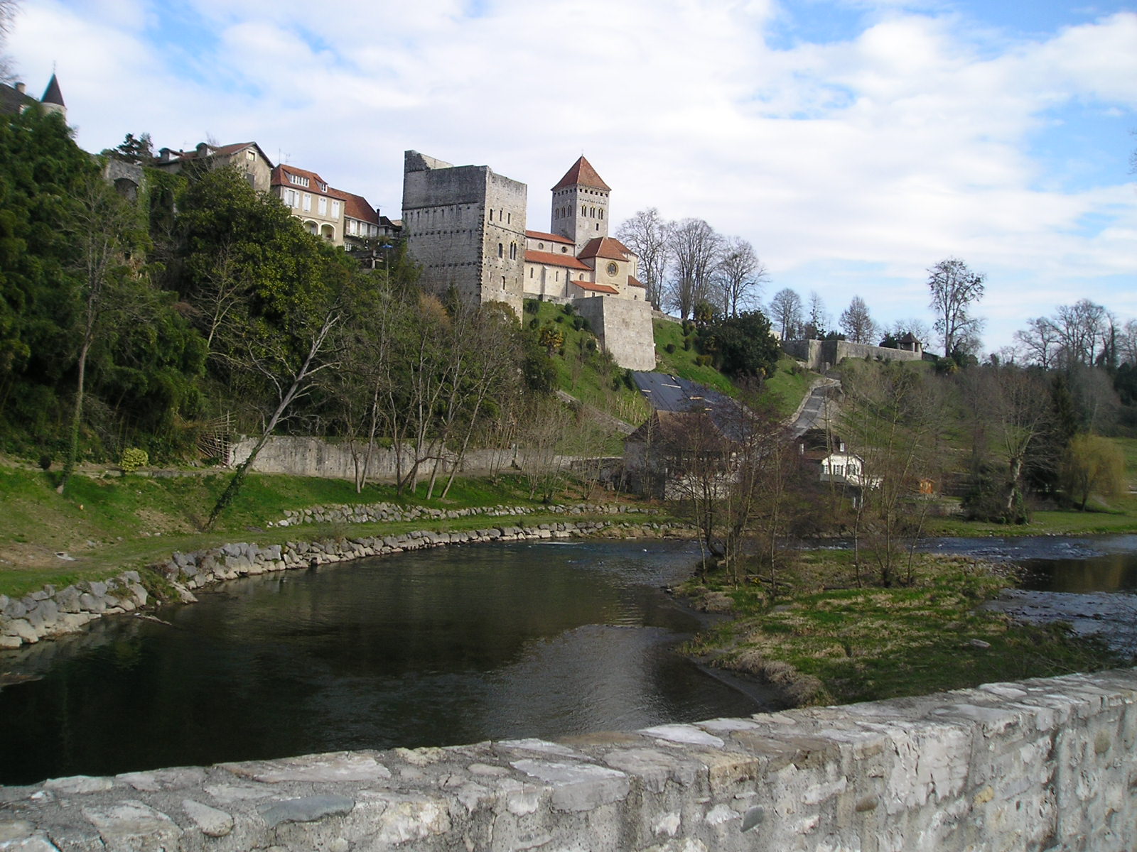 Fonds d'cran Constructions et architecture Chteaux - Palais SAUVETERRE DE BEARN