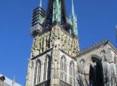 Fonds d'cran Constructions et architecture le clocher de la cathdrale de rouen sous le soleil